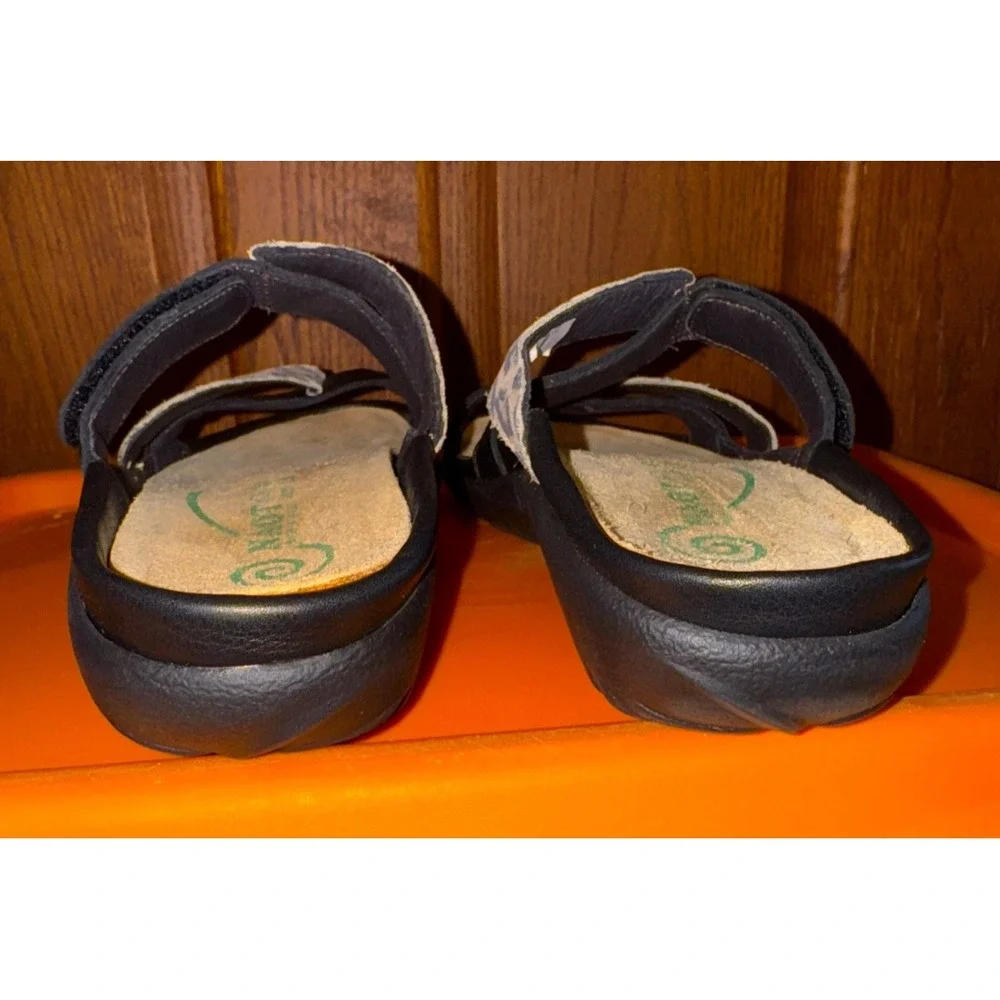 Naot Z7620 Soft black Leather leopard Tariana Strappy Sandals Size EU 40 US 9